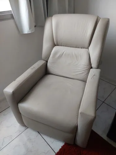 Vendo Poltrona do papai usada