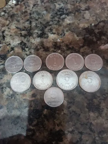 Lote de moedas cruzados e cruzeiros