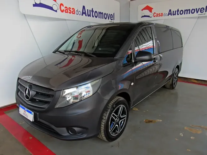 Mercedes-Benz Vito Tourer 119 Luxo 2.0 Flex 8lug. Mec. 2016