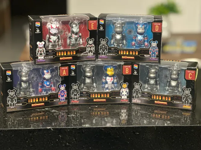 Pair Box BE@RBRICK 1 BE@RBRICK 100% Team Suit Iron Man set Happy Kuji Complete