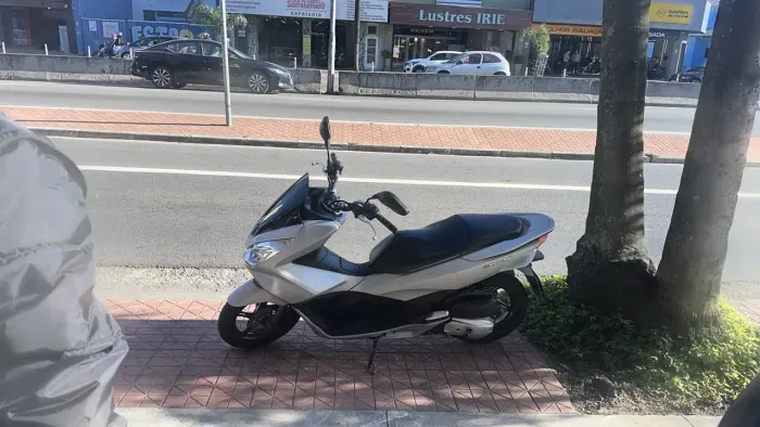 pcx prata fosco único dono