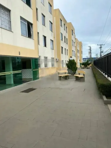 Francisco Moreira: Apartamento com 4/4, Garagem e Salão de Festas