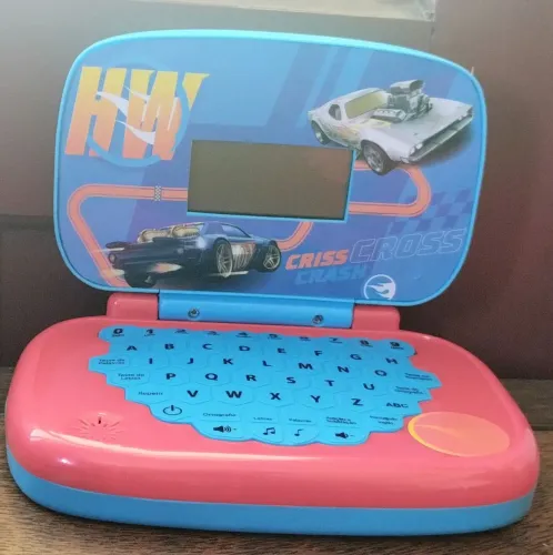 Lap top Hot Wheels 