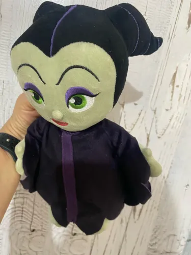 Pelúcia Malèvola ( Disney Babies/ Disney Parks)