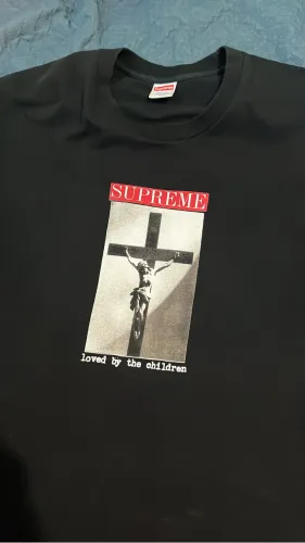 Camiseta Supreme Loved By The Children