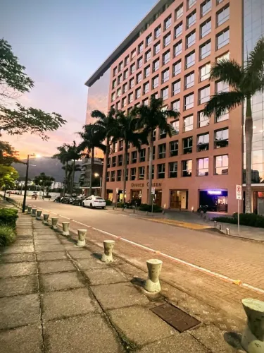 Sala Comercial para Venda em Palhoça / SC no bairro Pedra Branca