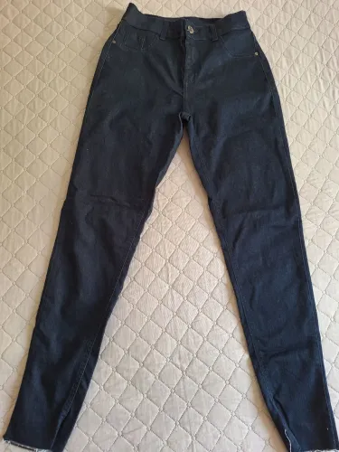 Calça feminina tamanho 40
