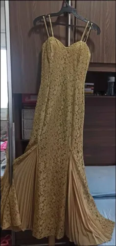 Vestido Sereia com echarpe Tam P Dourado