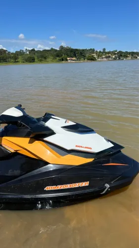 Vendo Jetski Seadoo gtr 215