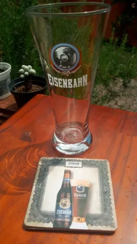 Copo Cerveja Eisenbahn Dunkel (rótulo fora de linha) oficial nacional 300ml