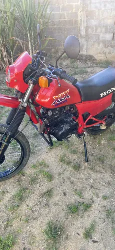 Vendo ou troca por carro automóvel