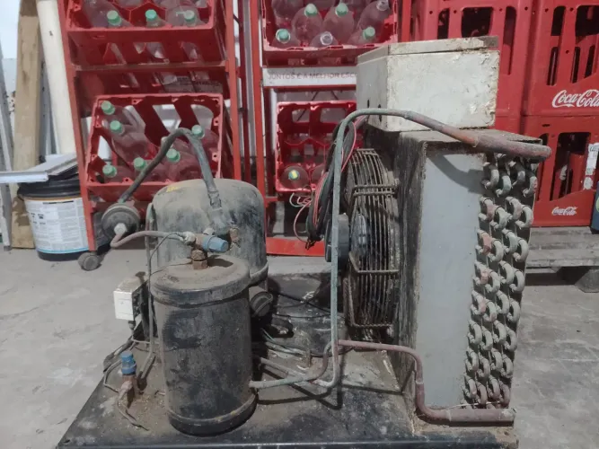 Motor de Camera Fria