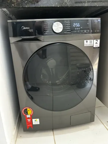 Lava e seca Midea 11kg/7kg, 1 ano de uso