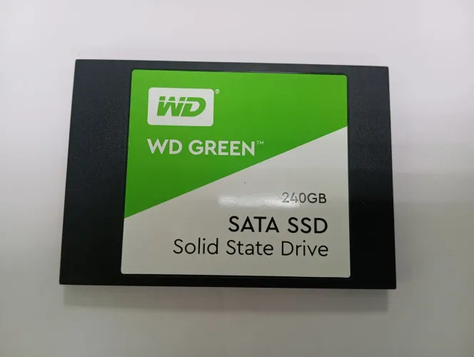 SSD WD GREEN 240 gigas