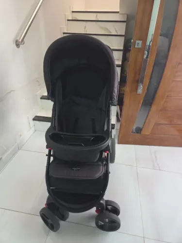 Carrinho e bebê conforto COSCO conservadissimo