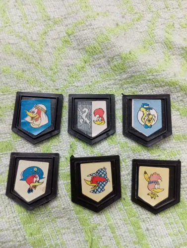 Mini escudinhos do Pica Pau anos 70/80