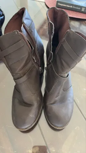Sapatos diversos tamanho 37, R$10,00 cada