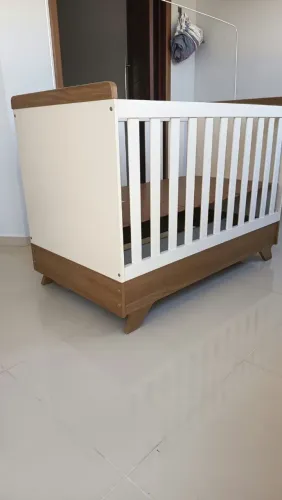 Berço cama semi novo