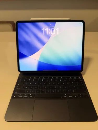 iPad Pro M5 13 Pol. 256GB Wi-Fi Cinza Espacial + Magic Keyboard + Apple Pencil Pro