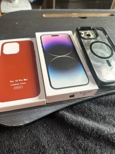iPhone 14 Pro Max Roxo