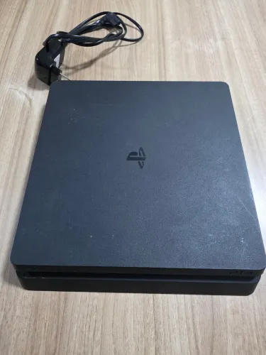 Playstation 4 - PS4 Slim 1TB