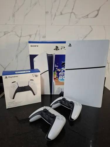 PS 5 Semi Novo Mídia física e digital