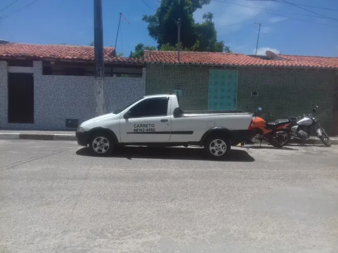 Fiat Strada Working 1.5 MPI 8V CE (álcool) 2001