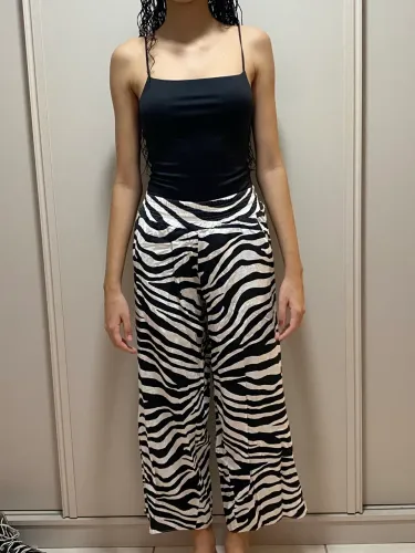 calça animal print zebra