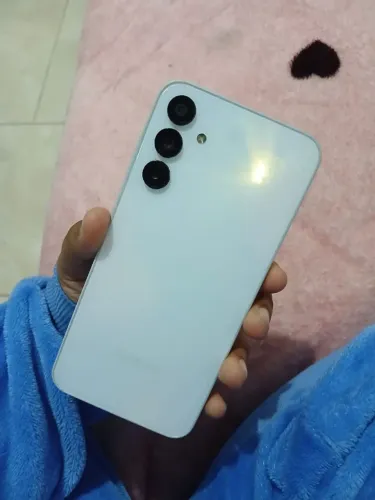 Vende-se Samsung a15