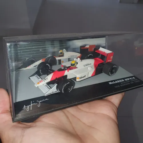 Miniatura mclaren mp4 ayrton senna san marino