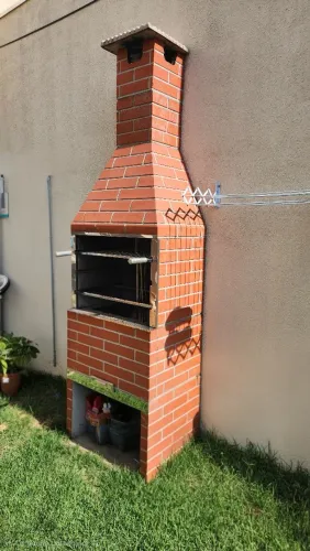 Churrasqueira pré moldada usada