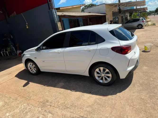 Chevrolet Onix Hatch LT 1.0 12V Flex Mec. 4P 2021