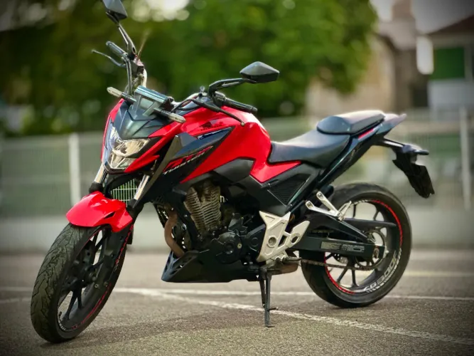 HONDA CB 300F TWISTER 2023 / MUITO CONSERVADA!!!