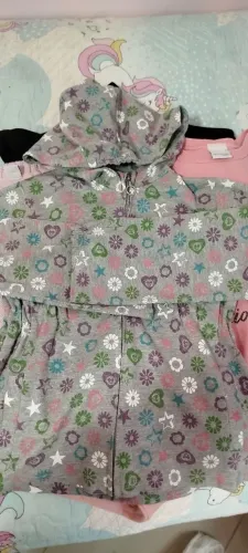 Lote de roupa infantil