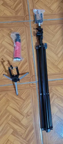 kit 3 tripé  novo para   cellular e camera novo na caixa 
