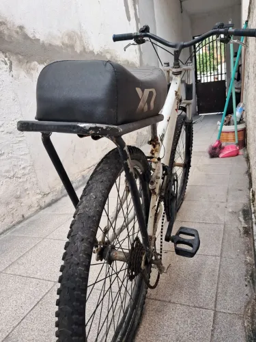 Bicicleta banco de mobilete