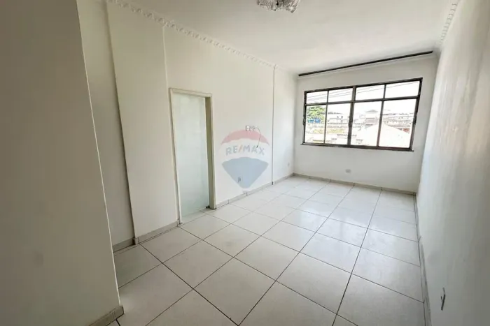 Apartamento à venda com 2 Quartos, 63 m², em Bonsucesso, Rio de Janeiro, RJ. Por R$ 250.00