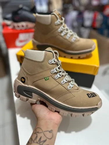 Bota cat