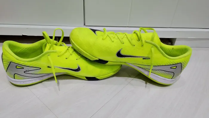 chuteira mercurial futsal Nike 