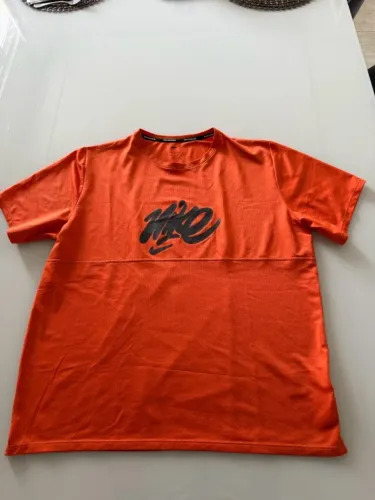 Camisa Nike Dri-Fit laranja GG SEM MARCAS DE USO