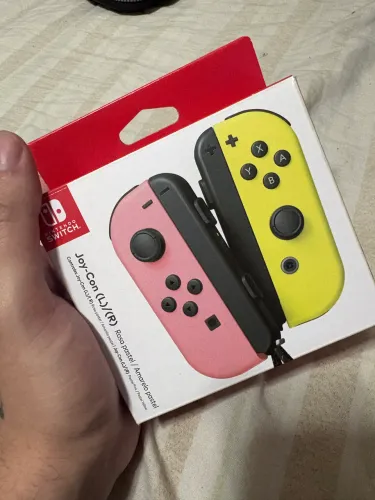 Joy-Con 