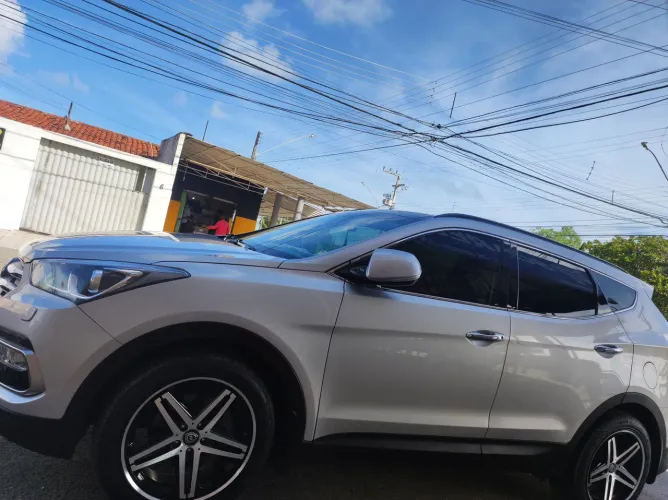 Hyundai Santa Fe GLS 3.3 V6 4X4 Tiptronic 2019