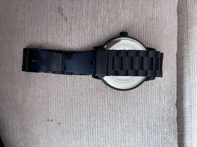 Relógio Quartz ( caveira) marca Gimto black waterproof