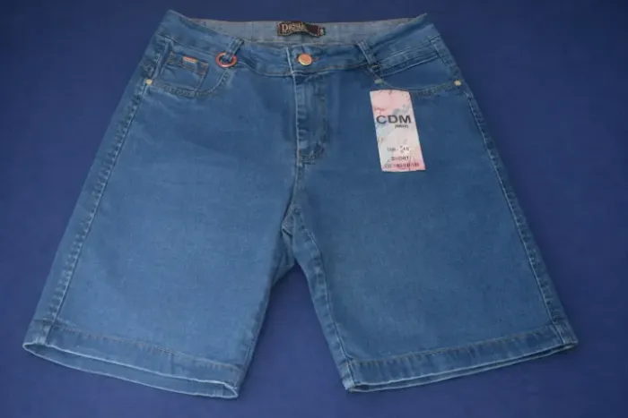 Bermuda Jeans Feminina, Bem Resistente com bolsos