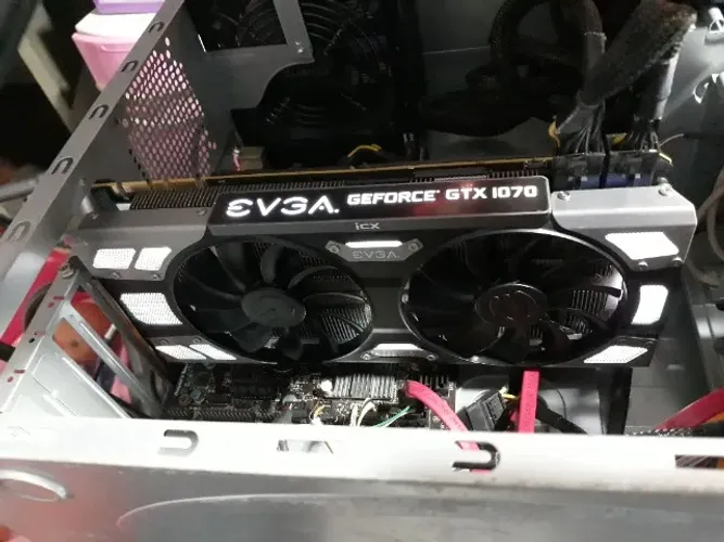 Placa Gráfica Evga Geforce Gtx 1070 Ftw2 Gaming 8gb Gddr5
