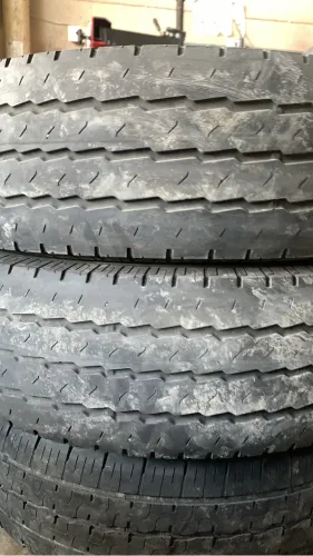 Pneus seminovos 225/75/16c continental