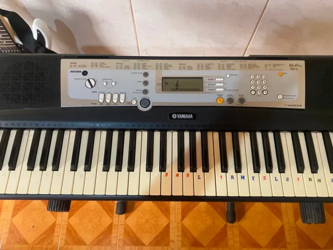 teclado yamaha