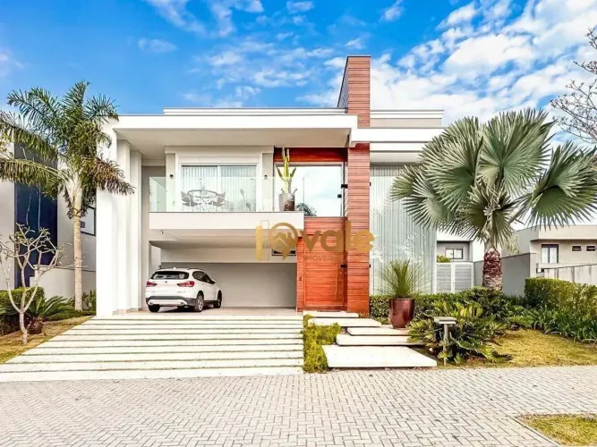 Casa Sustentável Porta Fechada Alphaville 2 Urbanova SJC, 4 Suítes, Energia Própria