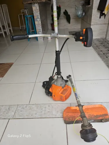 ROÇADEIRA A GASOLINA