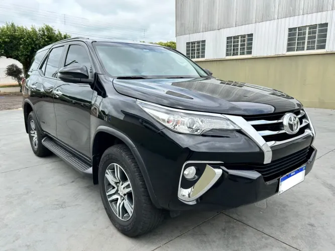 Toyota Hilux SW4 SRV 4X2 2.7 Flex 16V Aut. 2019